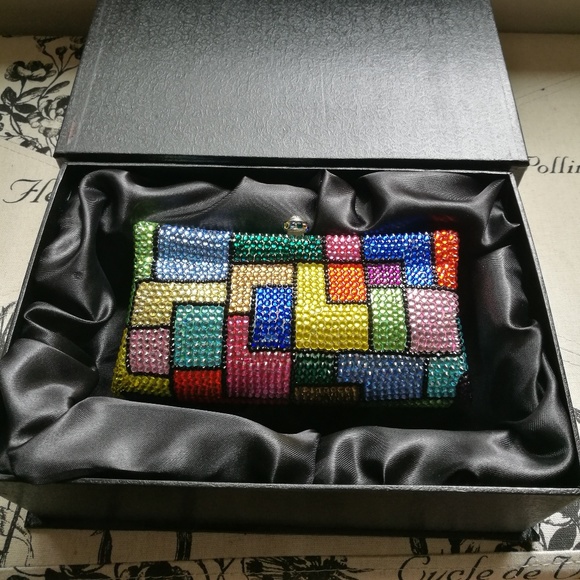 NWT Designer Crystal Hardcase Clutch - Picture 1 of 3